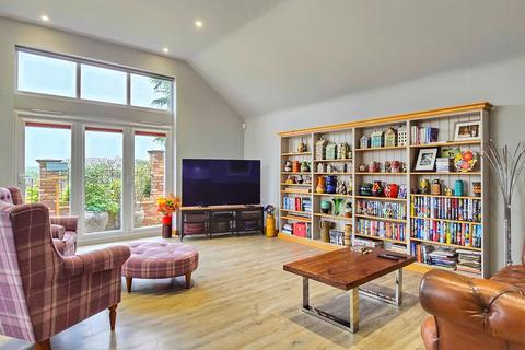 12 Badger Hill Close, Maulden, Bedford, MK45 2UG