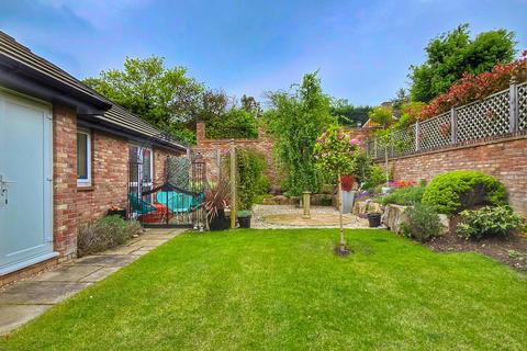 12 Badger Hill Close, Maulden, Bedford, MK45 2UG