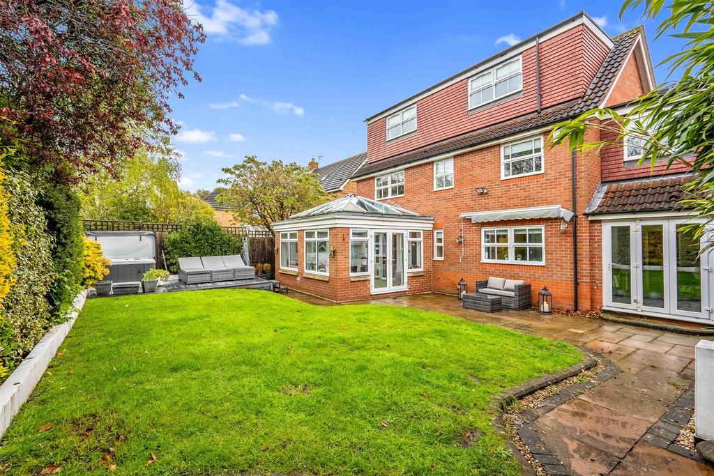 Barrack Close 2-6.jpg