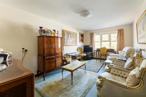 1 bedroom apartment for sale, Nightingale Lane, Wanstead