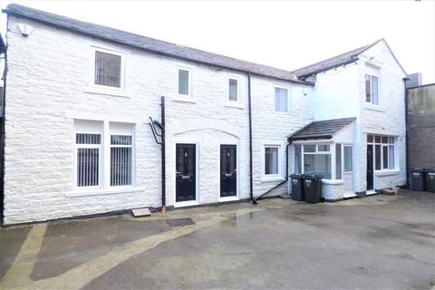2 bedroom terraced house to rent, North Street, Keighley, BD21 3SE