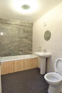 2 bedroom terraced house to rent, North Street, Keighley, BD21 3SE