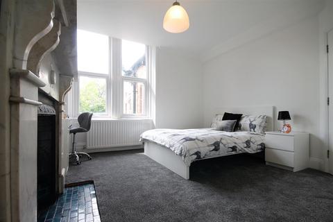 1 bedroom in a house share to rent, St George's Terrace, Jesmond