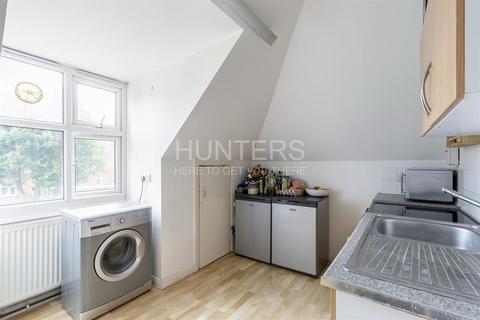 1 bedroom flat to rent, Chatsworth Road, London, NW2