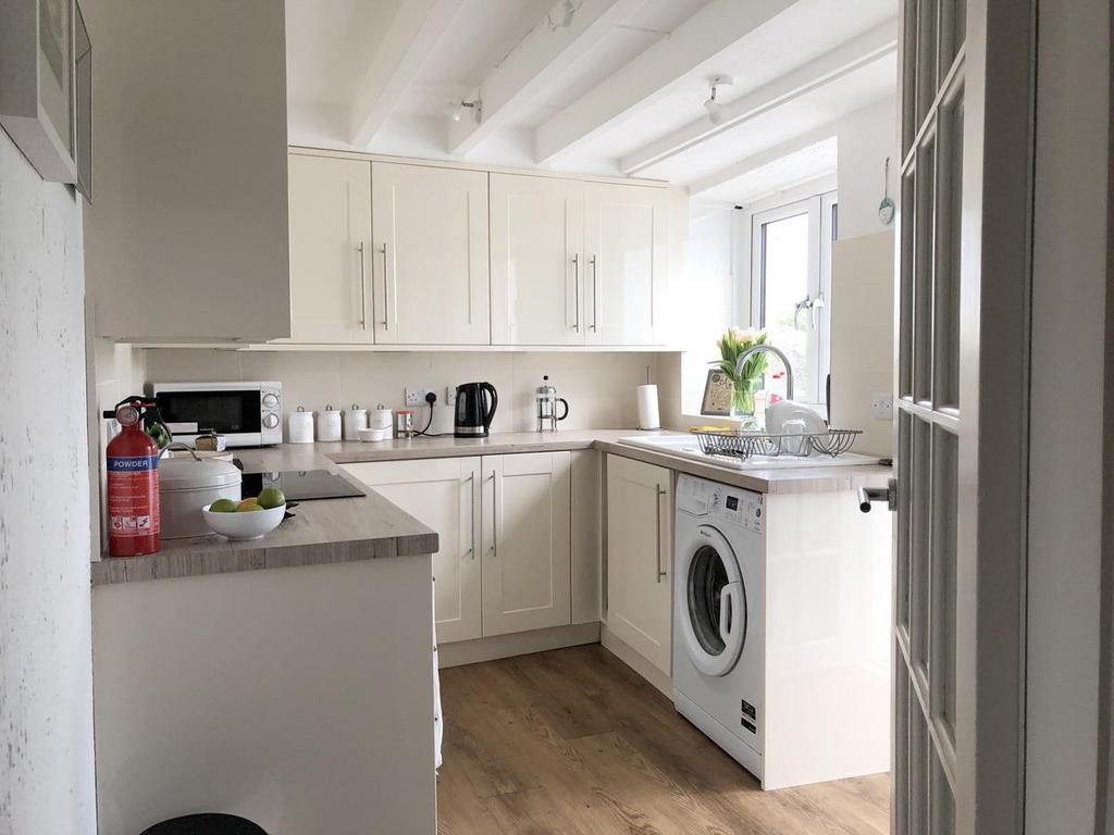 Kitchen.jpg