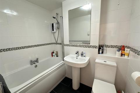 2 bedroom apartment for sale, Venice Court, Samuel Ogden Street, Manchester