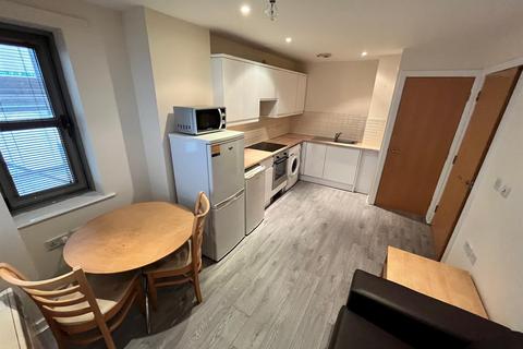 2 bedroom flat to rent, Montana house, 136 Princess Street, Manchester