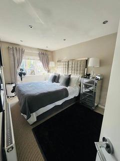 3 bedroom semi-detached house for sale, Pattishall Close, Manchester, M4 7DU