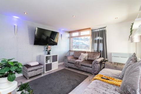1 bedroom apartment for sale, Fairisle Close, Clifton, Nottingham