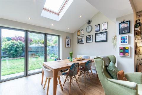 12 Belfry Way, Edwalton, Nottingham, NG12 4FA