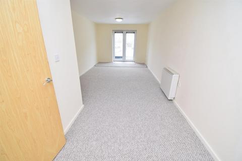 2 bedroom ground floor flat to rent, The Pinnacle, Wakefield WF1