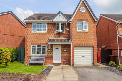 5 bedroom detached house for sale, St. James Rise, Wakefield WF2