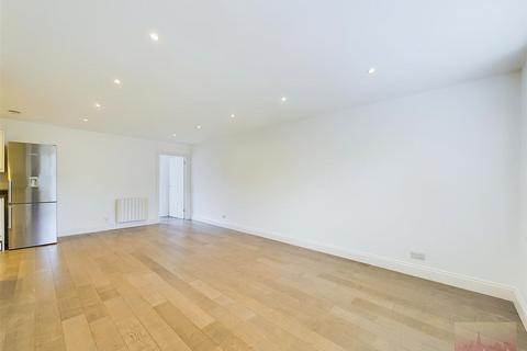1 bedroom flat to rent, Moat Lodge, Harrow on the Hill
