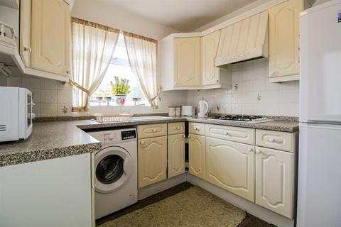 3 bedroom semi-detached house for sale, Ledgard Drive, Wakefield WF4