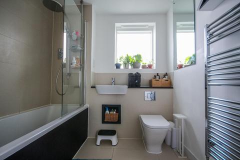 10 Overhill Close, Trumpington, Cambridge, CB2 9FE