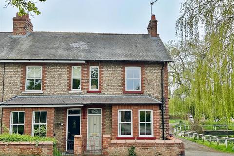 2 bedroom terraced house for sale, The Village, Haxby, York