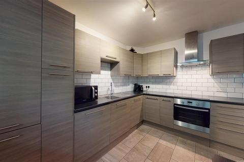 3 bedroom apartment for sale, Stepney Green, London E1