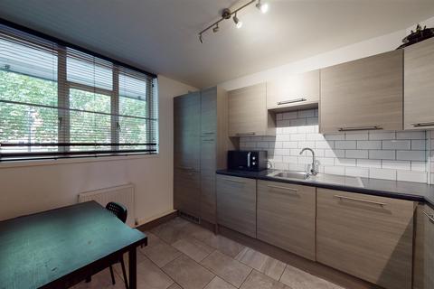 50 Stepney Green, London, E1 3JJ