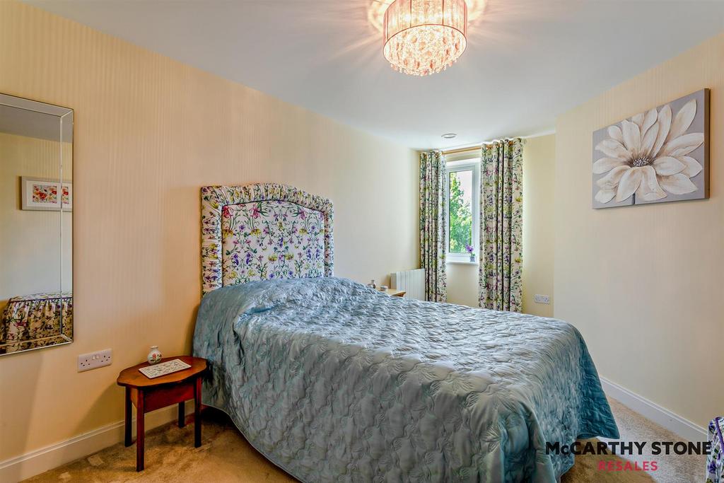 8595831-interior07-800.JPG
