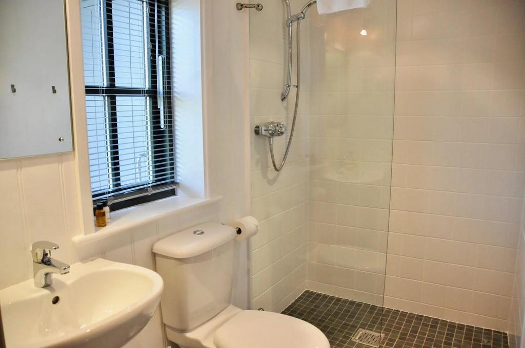 Ground Floor Wet Room