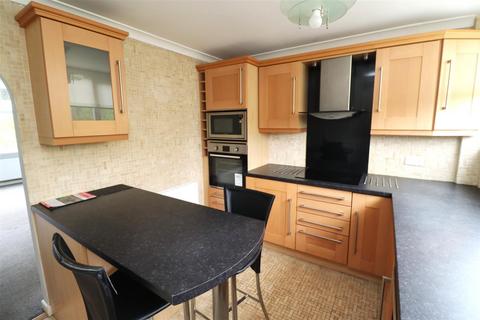 2 bedroom flat to rent, Hamilton Court, Off Haunchwood Road, Nuneaton