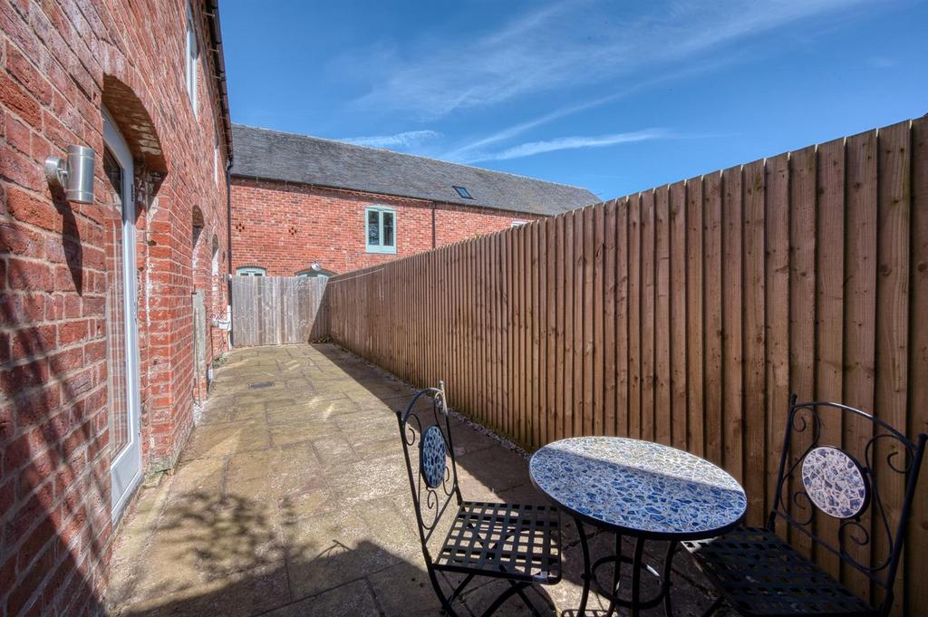 Courtyard Garden from dining area.jpg