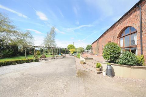 4 bedroom barn conversion for sale, Cotwalton, Stone