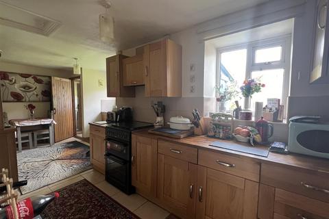17 Boscoppa Road, St Austell, PL25 3DR