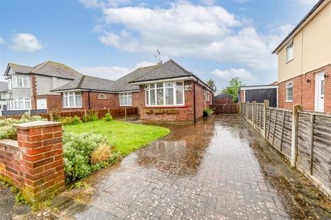 2 bedroom semi-detached bungalow for sale, Colchester Road, Holland-On-Sea