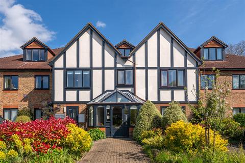 1 bedroom apartment for sale, 25 Wray Park Road, Reigate