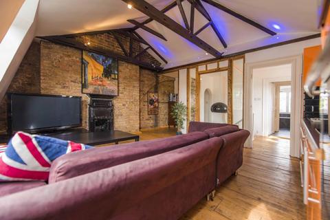 1 bedroom flat to rent, Clapham Common South Side, SW4