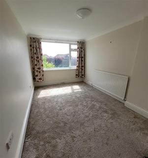 3 bedroom bungalow to rent, Lansdowne Drive, Sutton on Sea