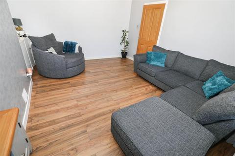 3 bedroom flat for sale, Laurel Crescent, Kirkcaldy
