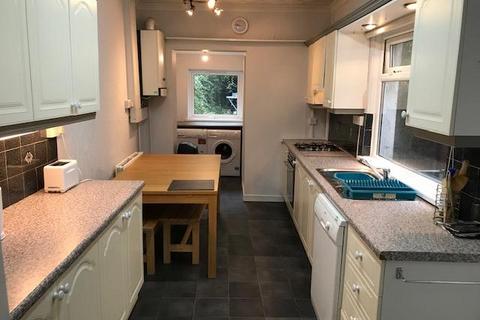 5 bedroom terraced house to rent, Dalton Street, Cardiff