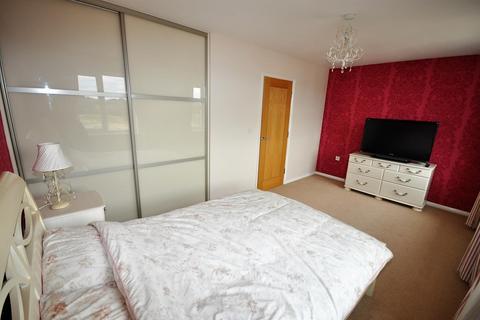 25 Millcroft Close, Thorne, Doncaster, DN8 4DR