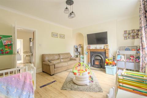 10 Alexandra Ville, Skipton, BD23 2QZ