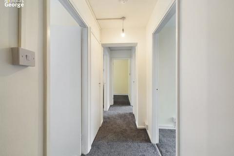 2 bedroom flat to rent, MAYFIELD COURT, MOSELEY, BIRMINGHAM