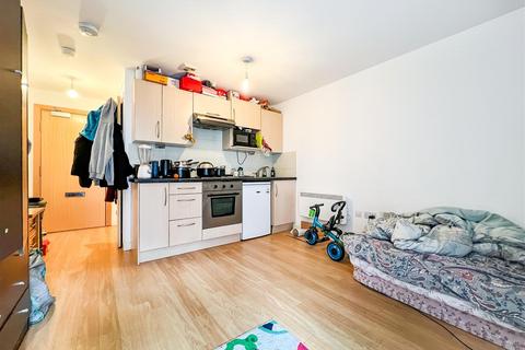1 bedroom flat for sale, Gunwharf Quays, Portsmouth