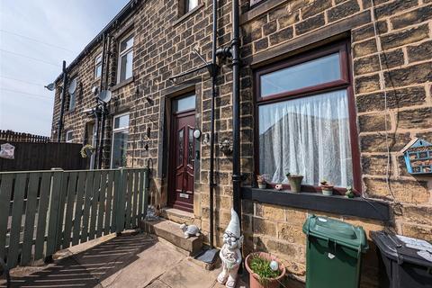 2 bedroom cottage for sale, Brackendale, Bradford