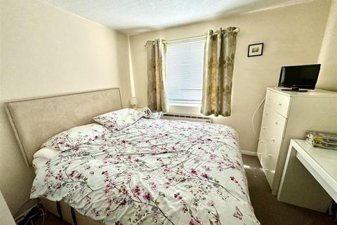 2 bedroom apartment for sale, Argonught House, Goose Island, Maritime Quarter, Swansea