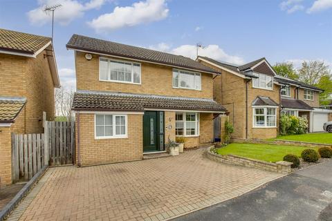 4 bedroom detached house for sale, Sunnycroft, High Wycombe HP13