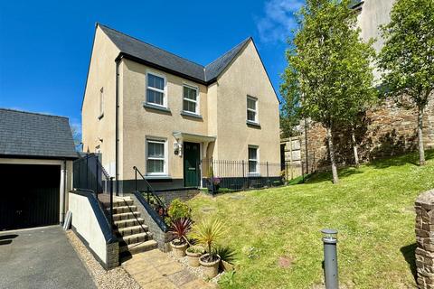 4 bedroom house for sale, Orchard Road, Plymouth PL8