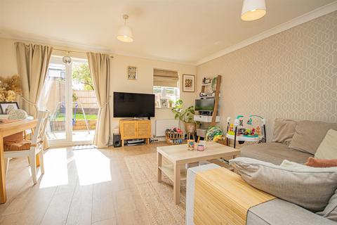 8 Laurel Grove, Uttoxeter, ST14 7EL