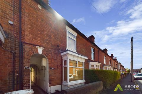 3 bedroom terraced house for sale, Carlton Street, Burton-On-Trent DE13