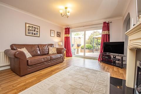 12 Leigh Lane, Bramshall, Uttoxeter, ST14 5DN