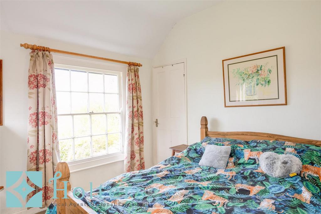8 Fishmore rd interior-10.jpg