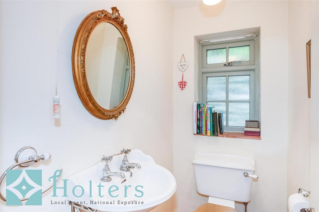 8 Fishmore rd interior-4.jpg