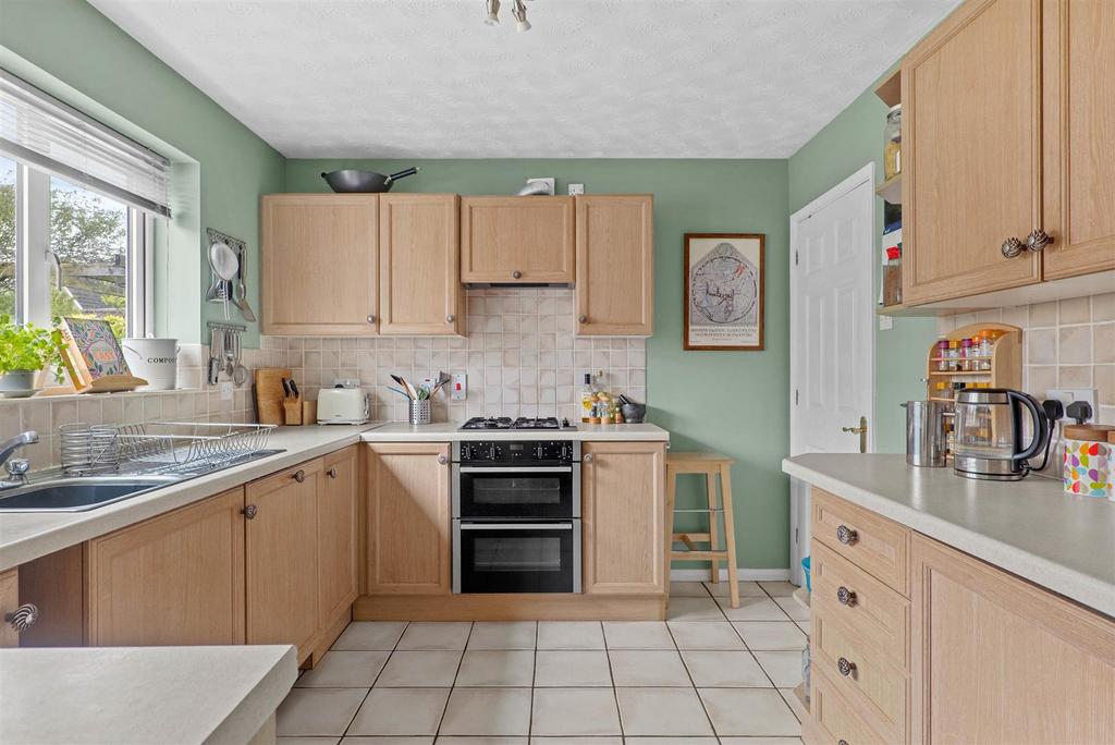14 Lundy Row   kitchen (brochure).jpg