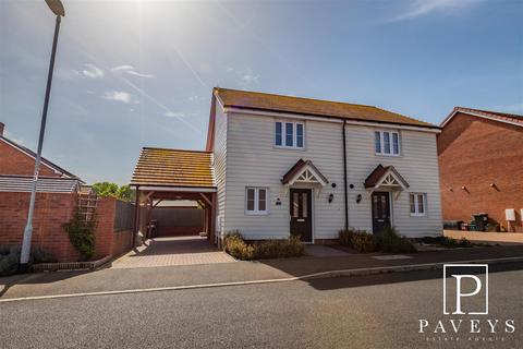 2 bedroom semi-detached house for sale, Skippers Way, Walton On The Naze
