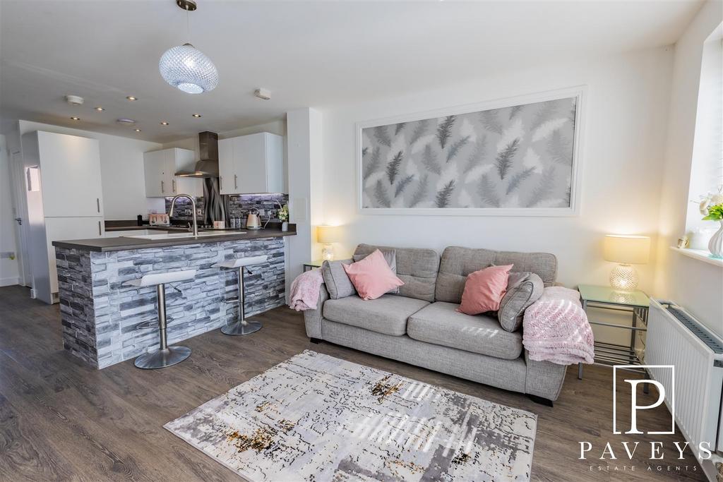 Open plan lounge kitchen diner